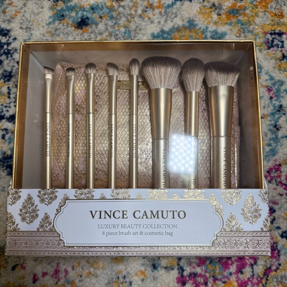 Vince Camuto Other - Vince Camuto Gold Makeup Brush Set with Makeup Bag NWT
